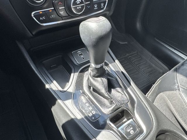 2021 Jeep Cherokee Limited FWD