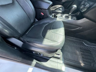 2021 Jeep Cherokee Limited FWD
