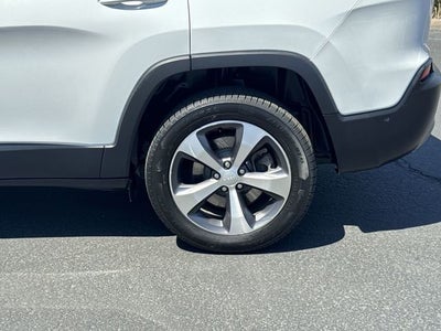 2021 Jeep Cherokee Limited FWD