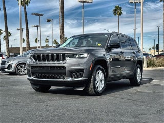 2022 Jeep Grand Cherokee L Laredo 4x2