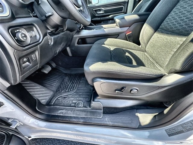 2025 RAM 1500 Big Horn Crew Cab 4x4 5'7" Box