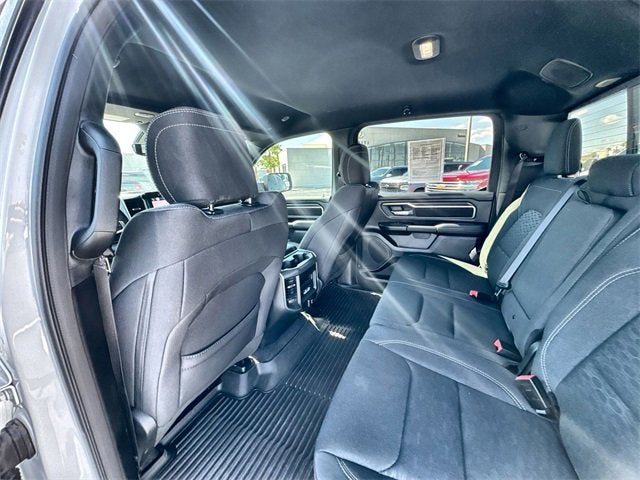 2025 RAM 1500 Big Horn Crew Cab 4x4 5'7" Box