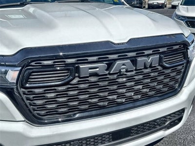 2025 RAM 1500 Big Horn Crew Cab 4x4 5'7" Box