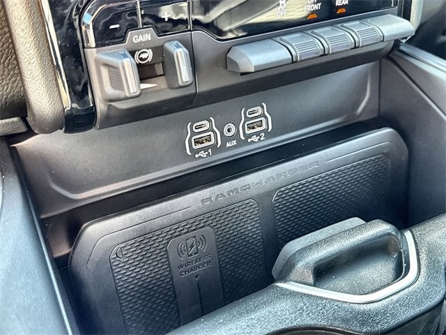 2025 RAM 1500 Big Horn Crew Cab 4x4 5'7" Box