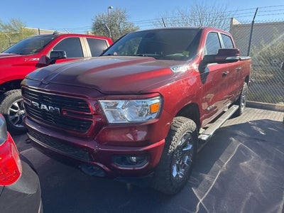 2020 RAM 1500 Lone Star Crew Cab 4x4 5'7" Box