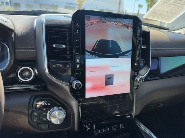 2025 RAM 1500 Laramie Crew Cab 4x4 5'7" Box