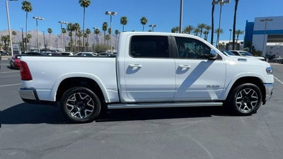 2025 RAM 1500 Laramie Crew Cab 4x4 5'7" Box