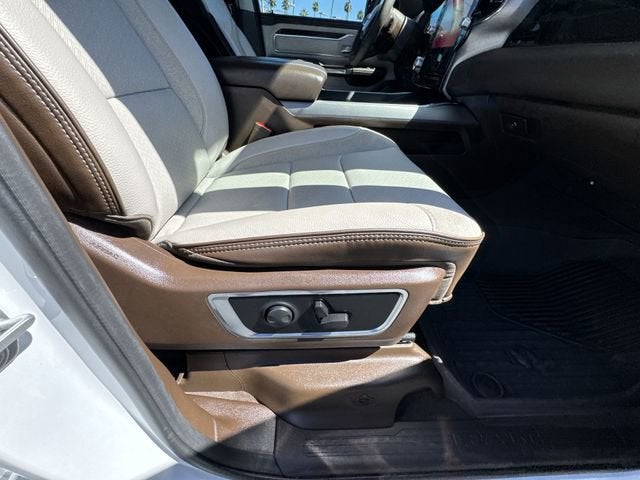 2025 RAM 1500 Laramie Crew Cab 4x4 5'7" Box