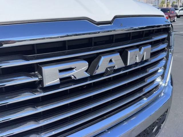 2025 RAM 1500 Laramie Crew Cab 4x4 5'7" Box