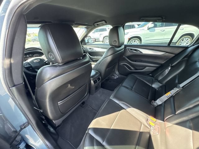 2023 Cadillac CT5 Luxury