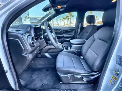 2024 Chevrolet Colorado WT