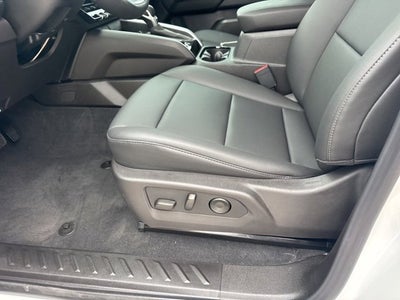 2025 Chevrolet Colorado WT/LT