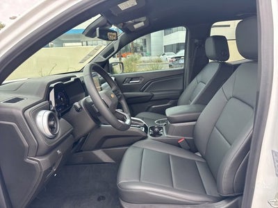 2025 Chevrolet Colorado WT/LT