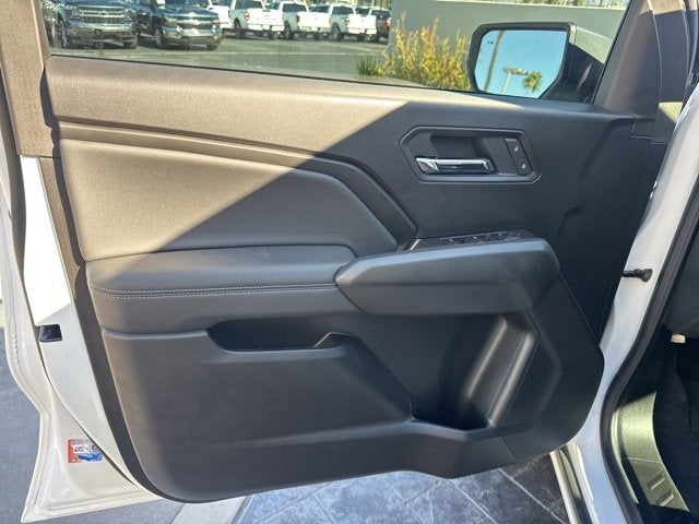 2025 Chevrolet Colorado WT/LT