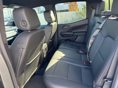 2025 Chevrolet Colorado WT/LT