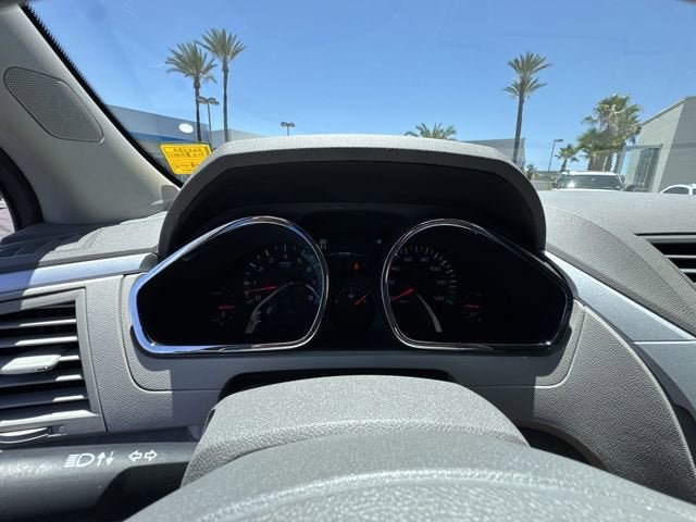 2012 Chevrolet Traverse LS - Photo 11