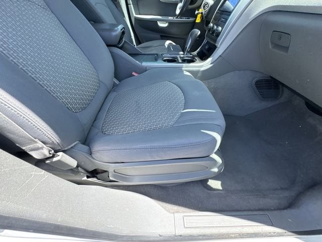 2012 Chevrolet Traverse LS - Photo 27