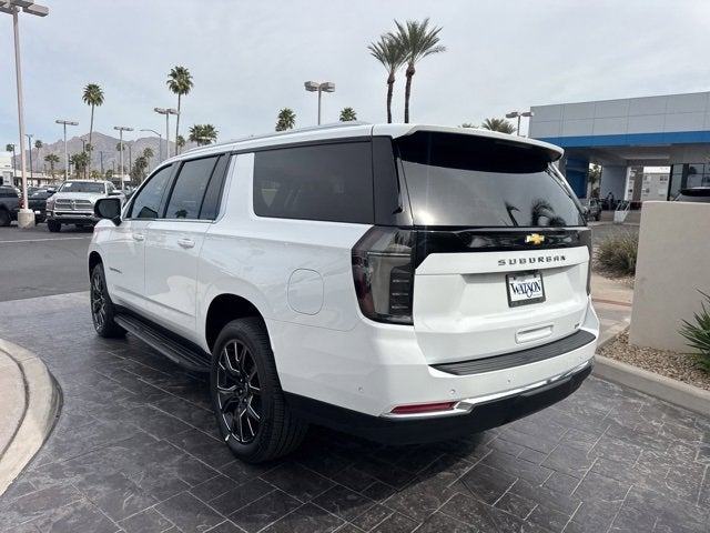 2026 Chevrolet Suburban LT