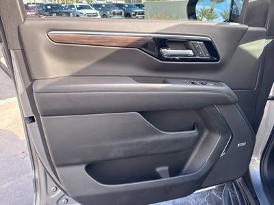 2025 Chevrolet Suburban Premier