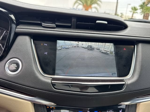 2018 Cadillac XT5 Premium Luxury FWD