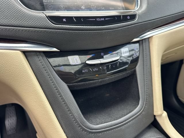 2018 Cadillac XT5 Premium Luxury FWD