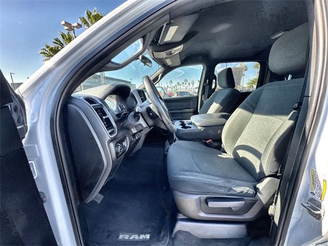 2022 RAM 2500 Tradesman Crew Cab 4x2 6'4" Box