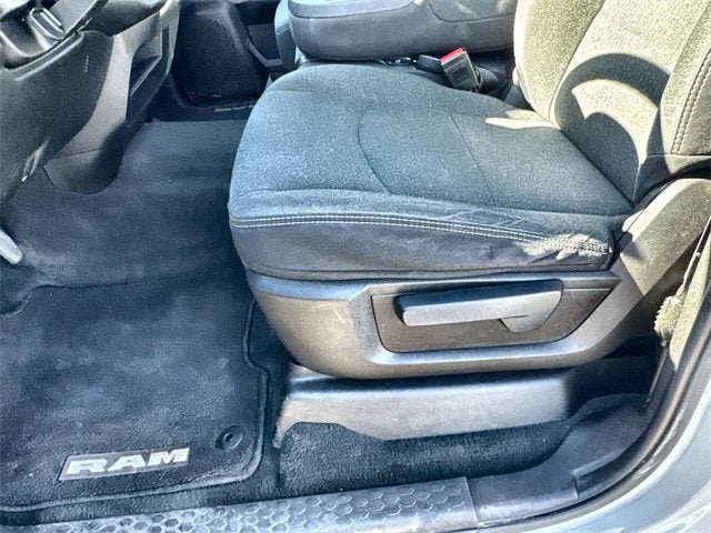 2022 RAM 2500 Tradesman Crew Cab 4x2 6'4" Box