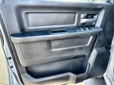 2022 RAM 2500 Tradesman Crew Cab 4x2 6'4" Box