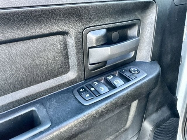 2022 RAM 2500 Tradesman Crew Cab 4x2 6'4" Box