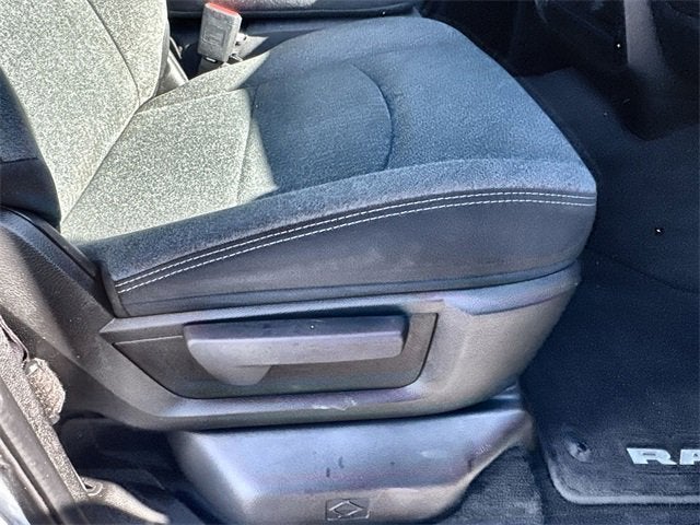 2022 RAM 2500 Tradesman Crew Cab 4x2 6'4" Box