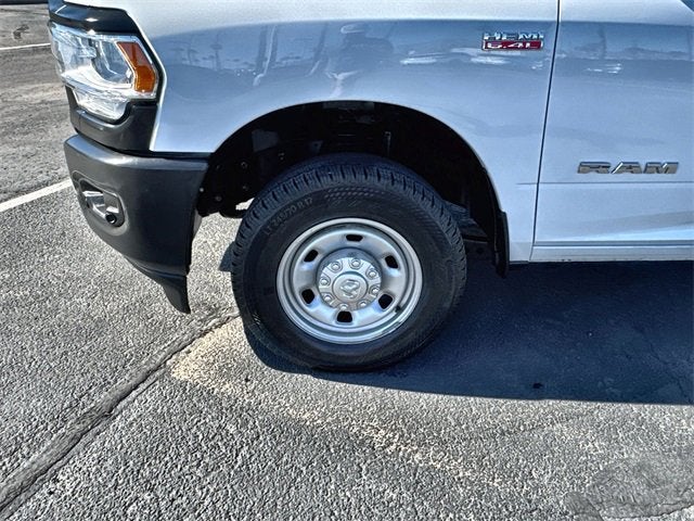 2022 RAM 2500 Tradesman Crew Cab 4x2 6'4" Box