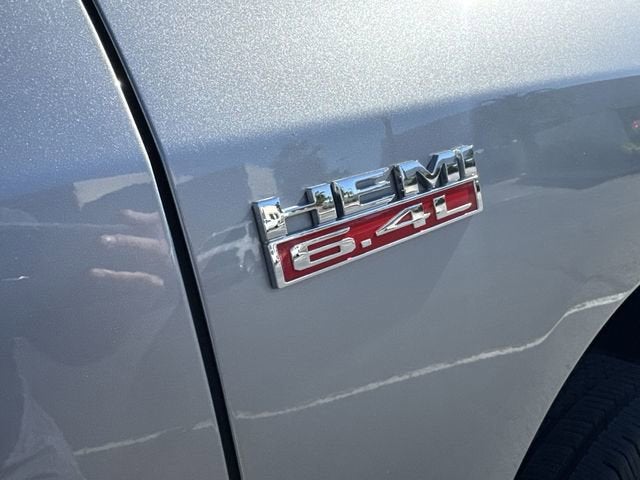 2022 RAM 2500 Tradesman Crew Cab 4x4 6'4" Box