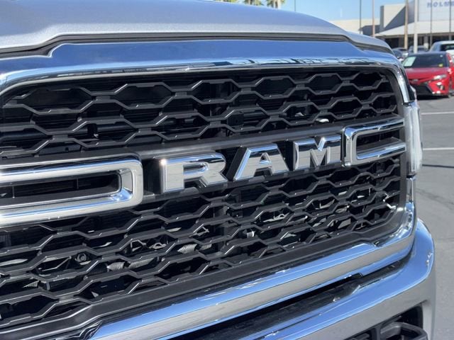2022 RAM 2500 Tradesman Crew Cab 4x4 6'4" Box