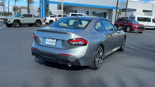 2025 BMW 230i 230i