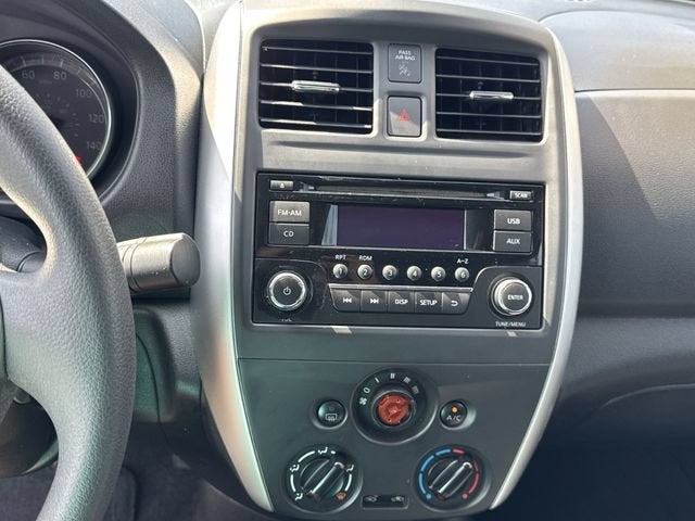 2017 Nissan Versa 1.6 SV