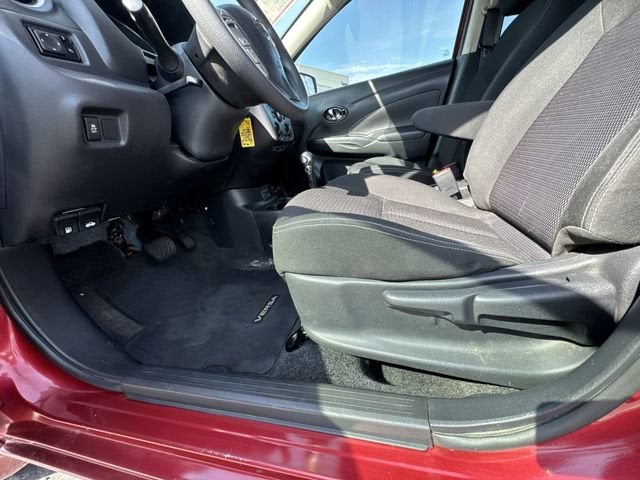 2017 Nissan Versa 1.6 SV
