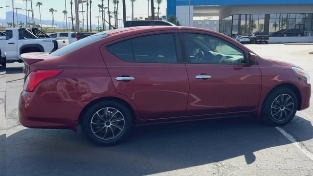 2017 Nissan Versa 1.6 SV