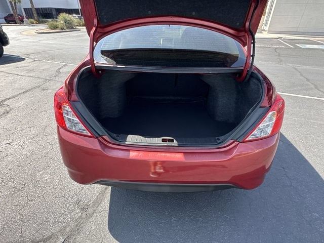 2017 Nissan Versa 1.6 SV