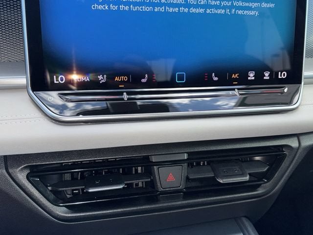 2025 Volkswagen Tiguan 2.0T SE
