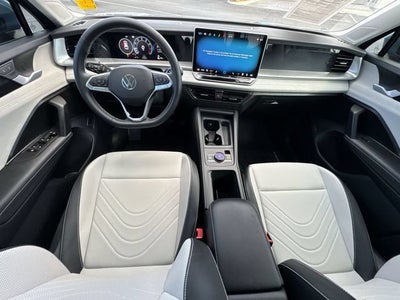 2025 Volkswagen Tiguan 2.0T SE