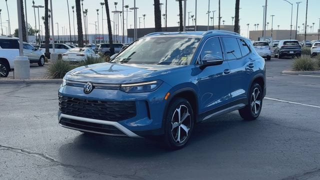 2025 Volkswagen Tiguan 2.0T SE