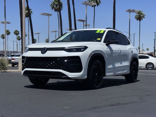 2025 Volkswagen Tiguan 2.0T SE R-Line Black