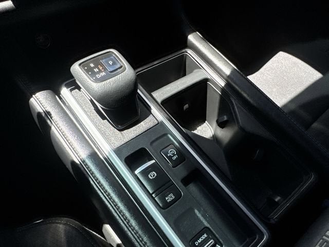 2022 Nissan Pathfinder S 2WD