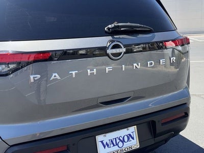 2022 Nissan Pathfinder S 2WD