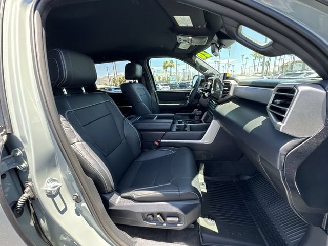 2026 Toyota Tundra Limited CrewMax 5.5' Bed
