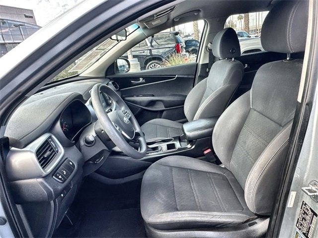 2019 Kia Sorento LX V6