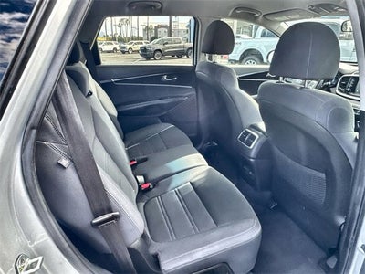 2019 Kia Sorento LX V6