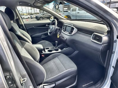 2019 Kia Sorento LX V6