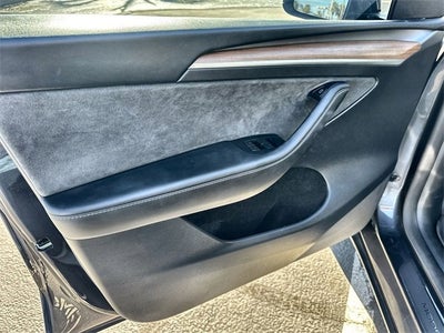 2024 Tesla Model Y NA