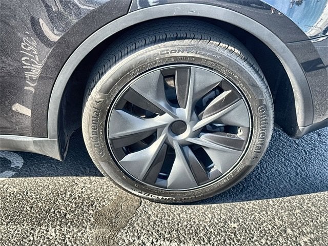 2024 Tesla Model Y NA